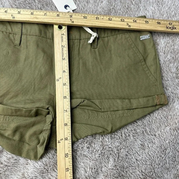 Roxy Shorts Womens Cheeky Chino Hot Pants Mid Rise Cuffed Green - Picture 7 of 16